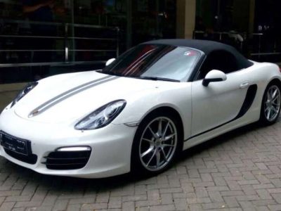 Mobil Porsche: Perpaduan Teknologi, Desain, Dan Performa
