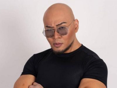 Deddy Corbuzier: Dari Pesulap Legendaris Hingga Influencer