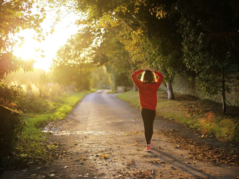 Silent Walk: Meditasi Modern Untuk Jiwa Yang Sibuk