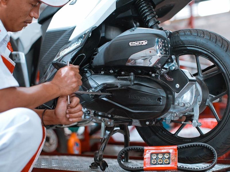 Tips Merawat Motor Matic Agar Tetap Irit Dan Awet