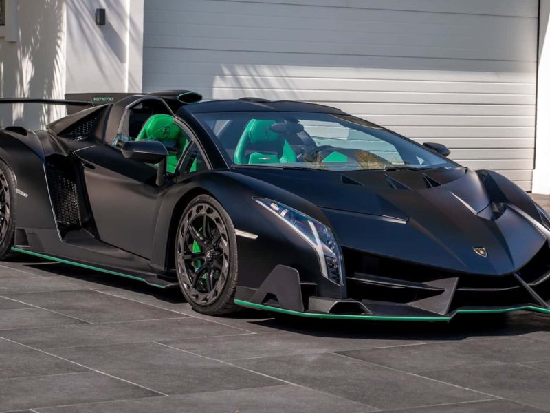 Lamborghini Roadster Veneno: Supercar Legendaris