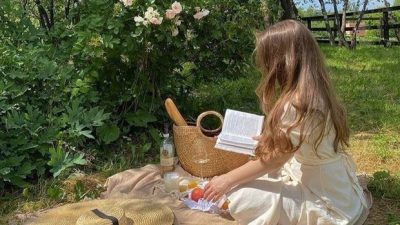 Fenomena Cottagecore: Tren Hidup Sederhana Dan Dekat Alam