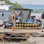 Warga Mahulu Menjerit: BBM Langka, Harga Sembako Selangit!