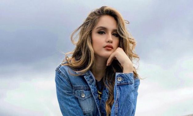 Cinta Laura: Bintang Multitalenta Yang Menginspirasi Generasi