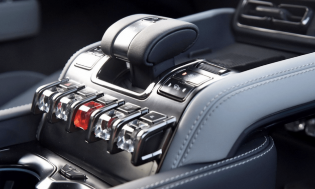 China “Haramkan” Mobil Tanpa Tombol Fisik, Ini Alasannya!