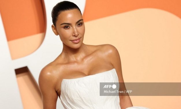 Intip Treatment Favorit Artis Biar Wajah & Tubuh Tetap Kencang!