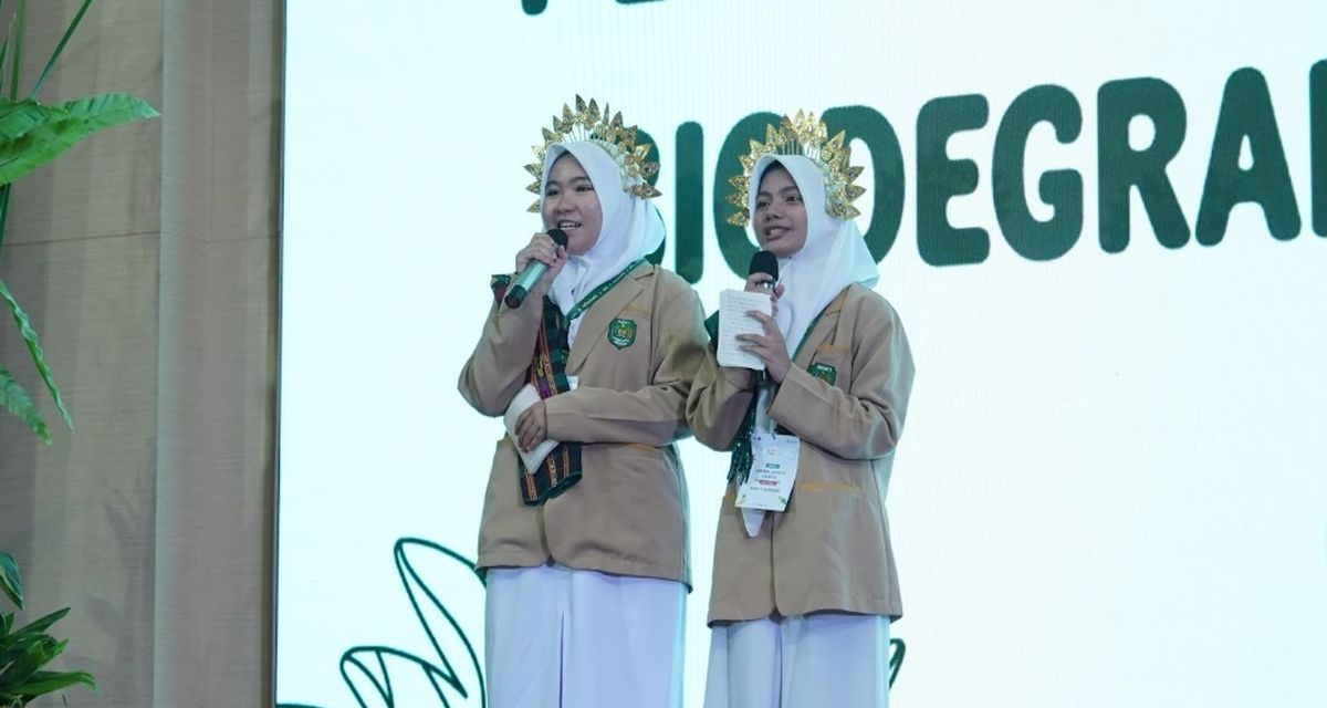 Jenius! Inovasi Siswa MAN 1 Kendari: Kemasan Dari Kulit Udang