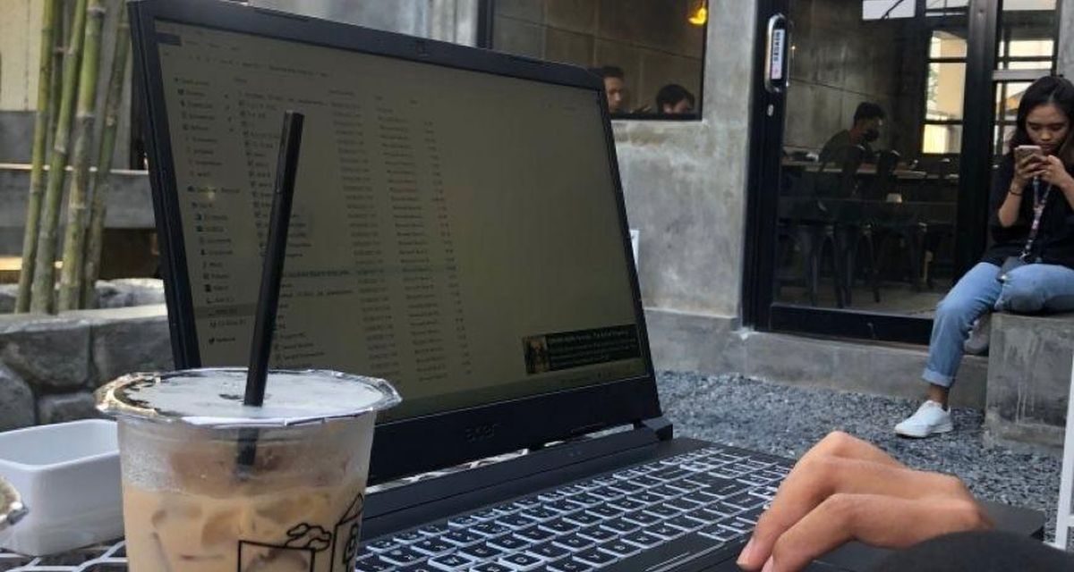 Efek WFA: Kantor Kosong, Kafe Penuh Pekerja Digital!