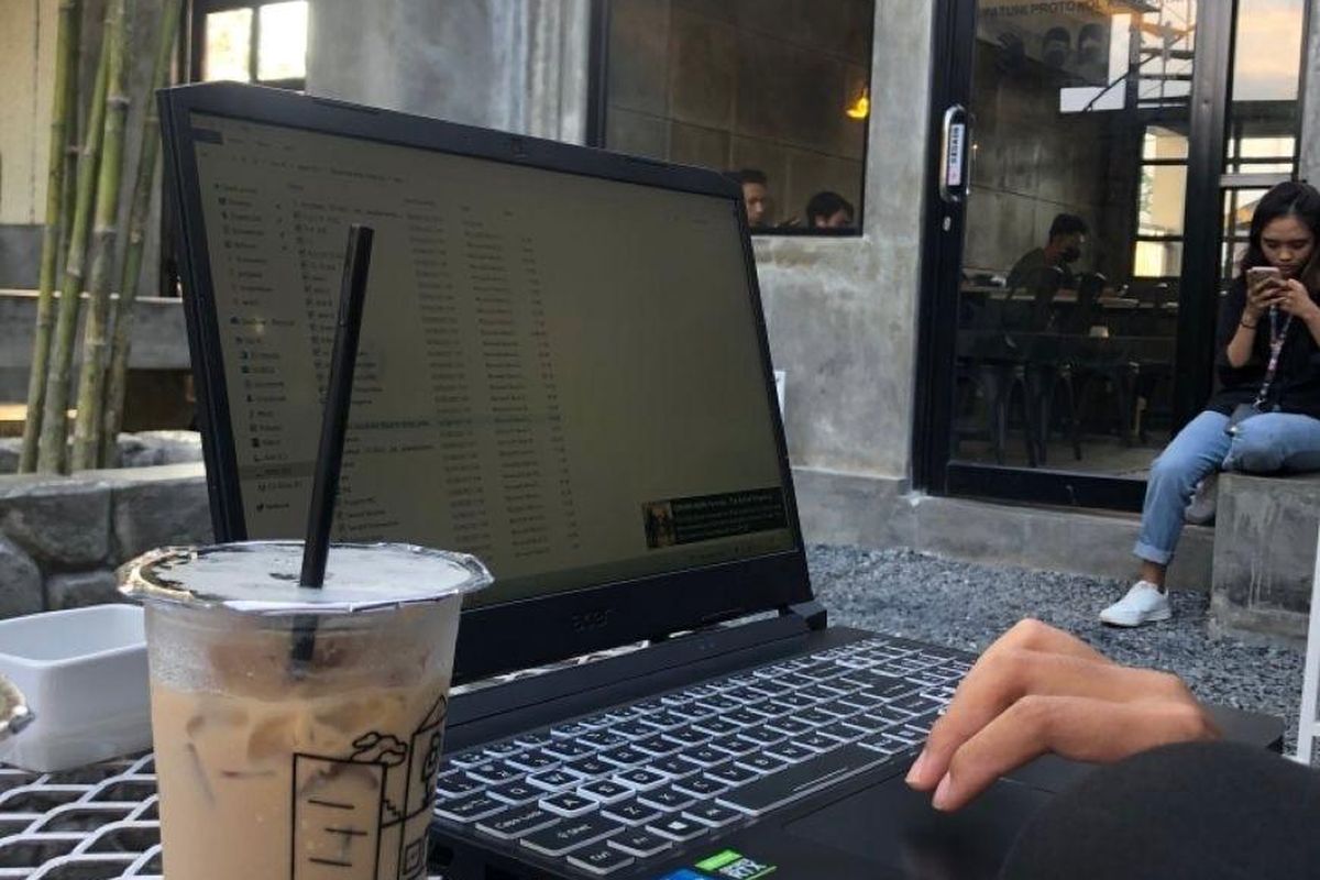 Efek WFA: Kantor Kosong, Kafe Penuh Pekerja Digital!