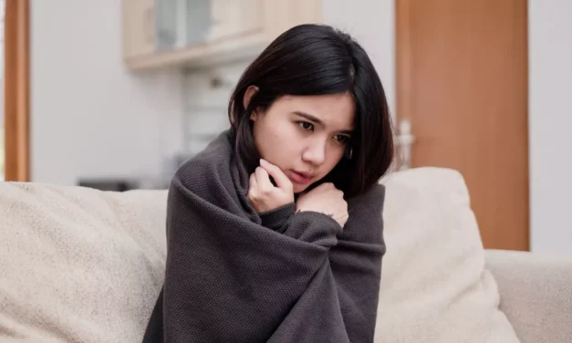 Jangan Panik! Ini Sebab Ibu Menggigil Versi Dokter Boyke