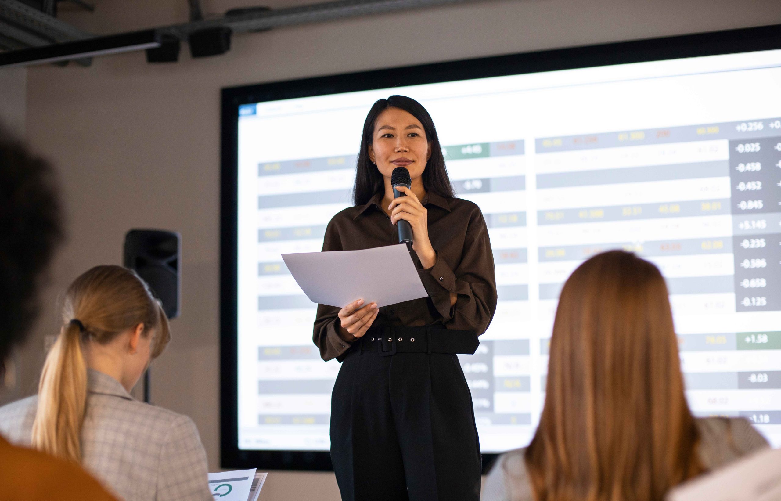 Biar Gak Gemetar, Ini Trik Simpel Lancar Public Speaking