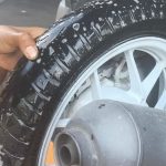 Gak Takut Paku! Ini Rahasia Ban Tubeless Lebih Unggul